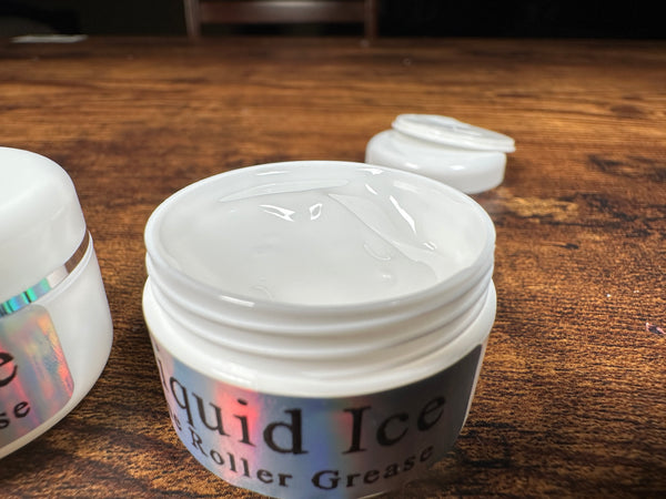 Liquid Ice Line Roller grease