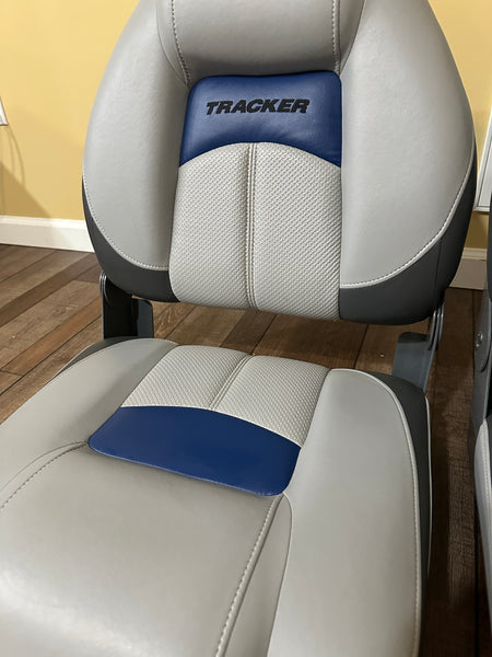 LIKE NEW Tracker Boat Seats